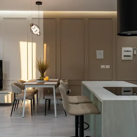 Apartman Modern Luxury In Tirana